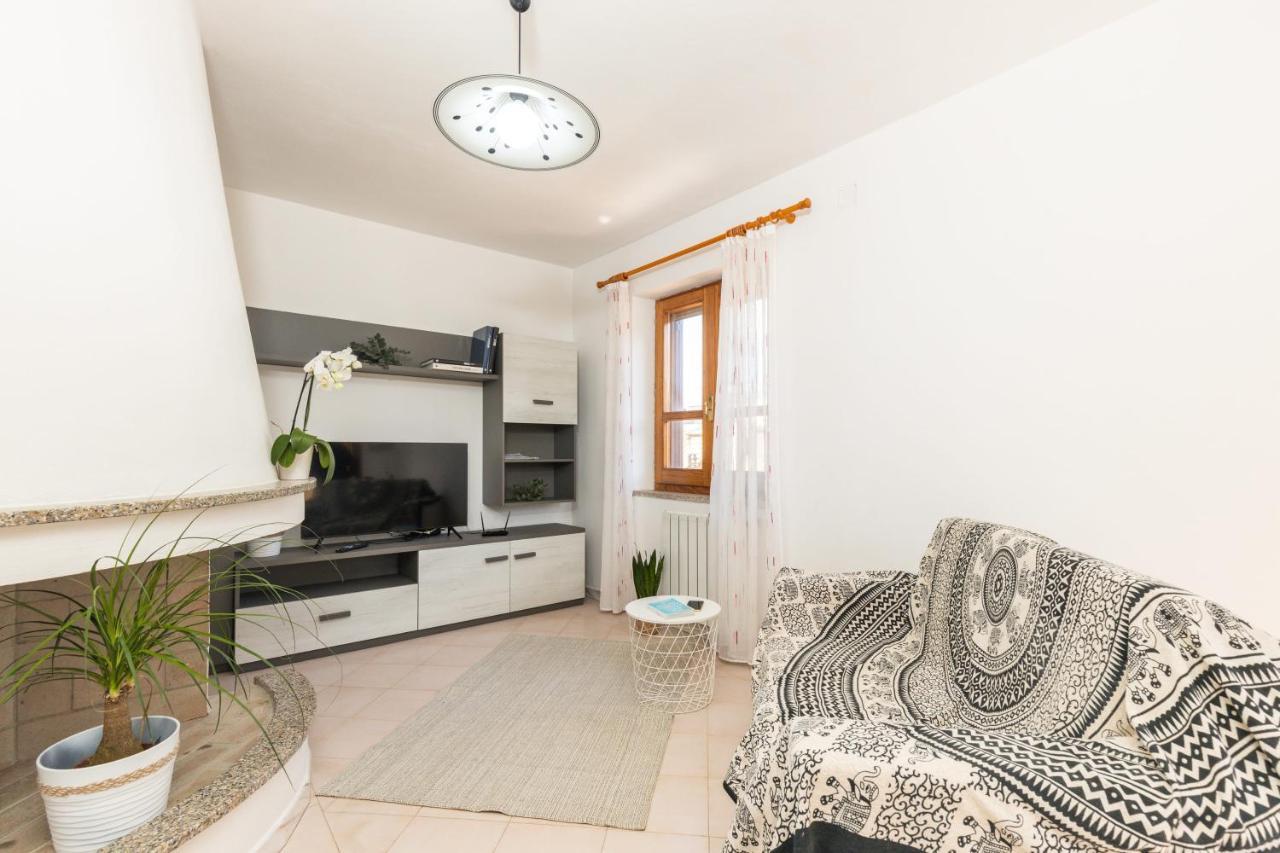 아르바탁스 Casa A Due Passi Dal Mare 아파트 외부 사진